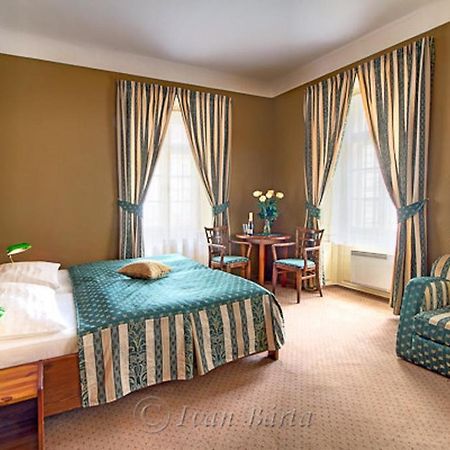 U Schnellu Hotel Praha Bagian luar foto