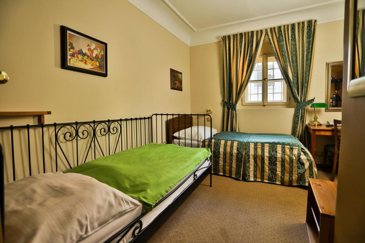 U Schnellu Hotel Praha Bagian luar foto