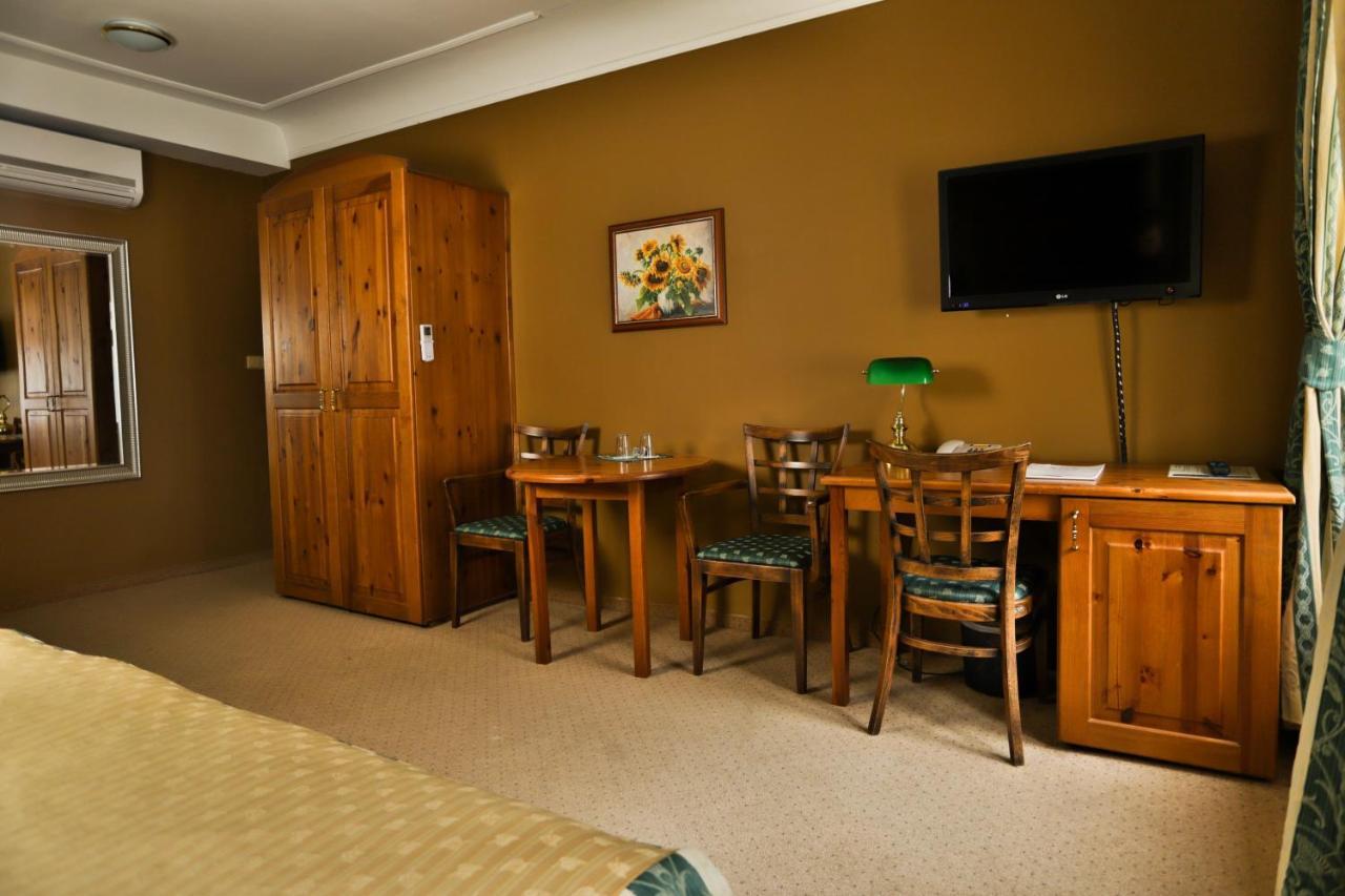 U Schnellu Hotel Praha Bagian luar foto