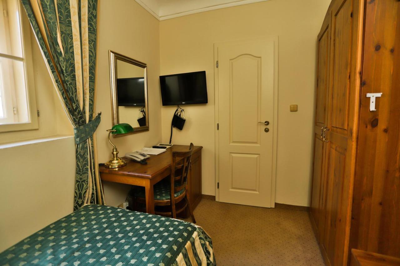 U Schnellu Hotel Praha Bagian luar foto